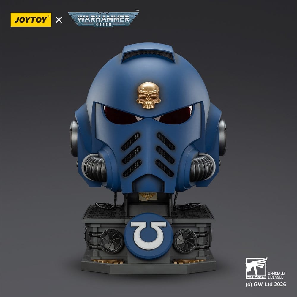 [PRÉ-RESERVA] Warhammer 40,000 Captain MkX Helmet & Display Stand Ultramarines 44 cm