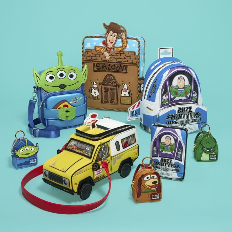 [PRÉ-RESERVA] Pixar by Loungefly Bag Charm Mystery Box Display (15)