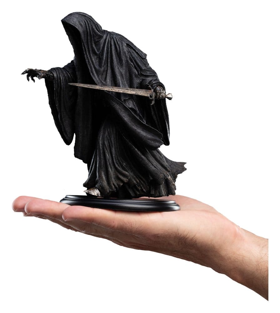 [PRÉ-RESERVA] The Lord of the Rings Trilogy Mini Statue Ringwraith at the Prancing Pony 18 cm